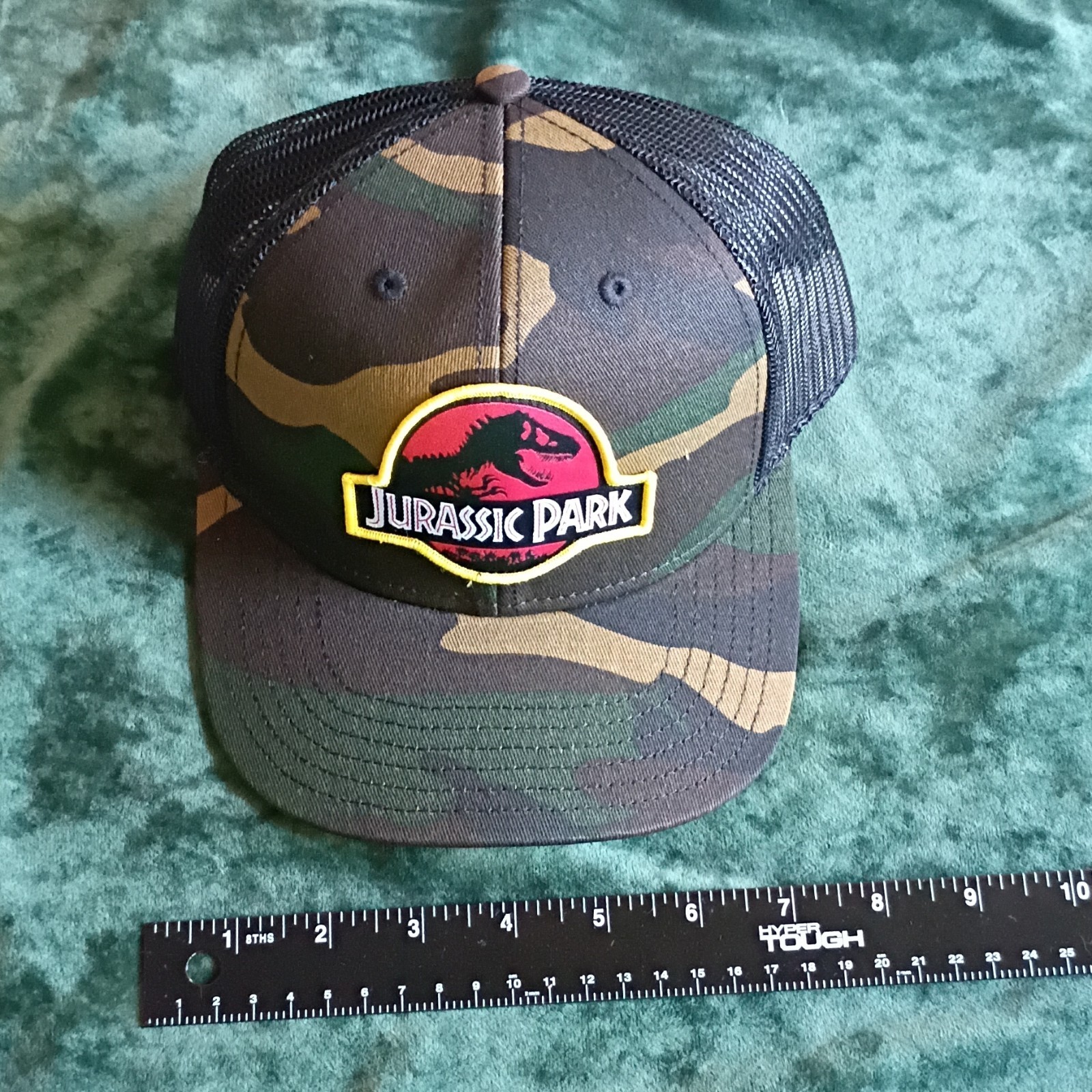 Bioworld Jurassic Park Camo/Black Mesh Trucker Snapback Hat Adjustable OSFM(258