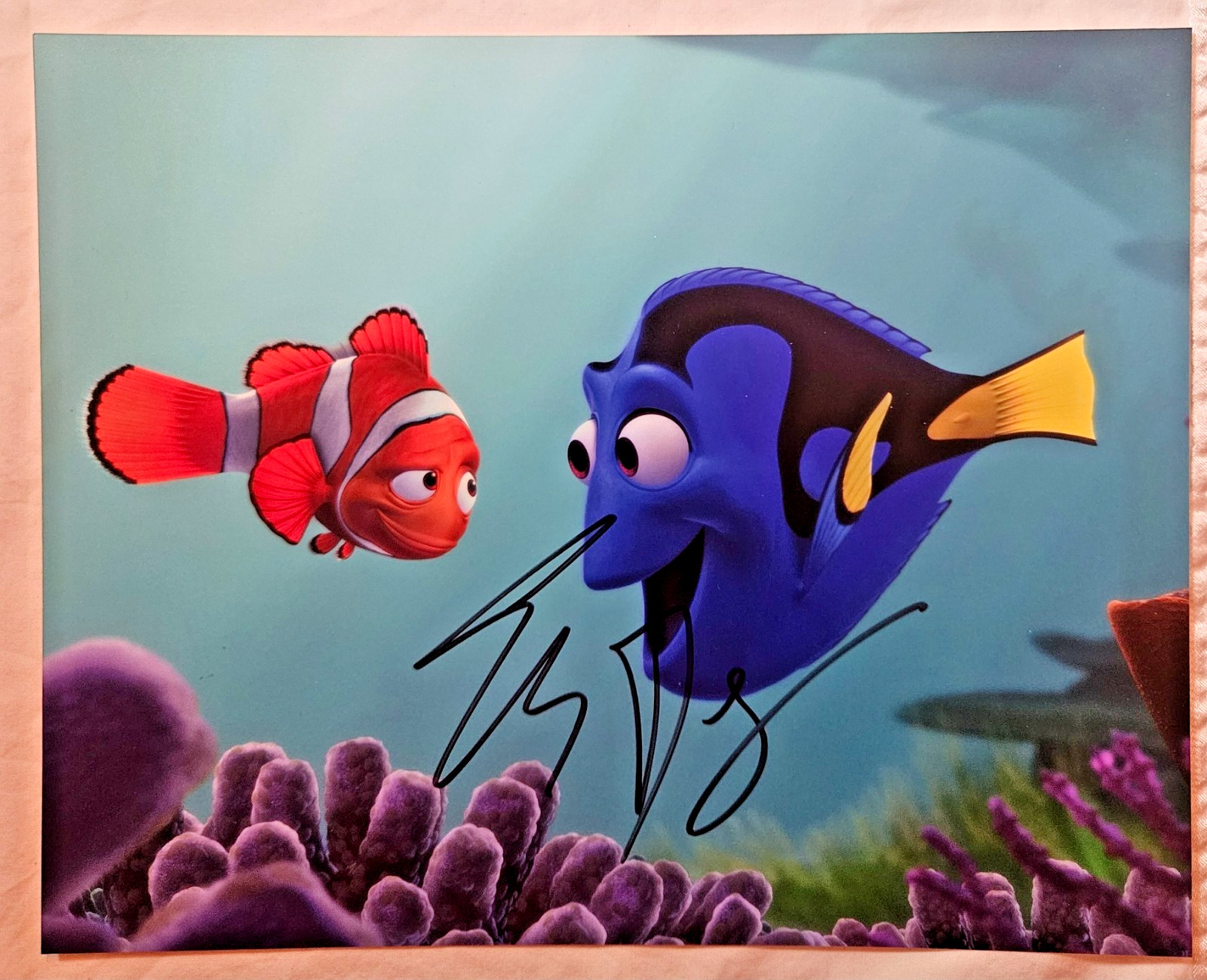 Ellen Degeneres signed 8×10 Finding Nemo