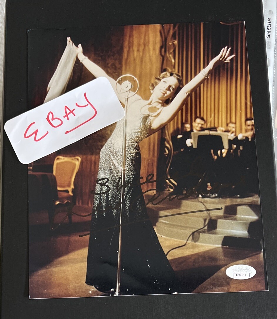 Julie Andrews Hand Signed Autograph JSA COA Sound Of Music