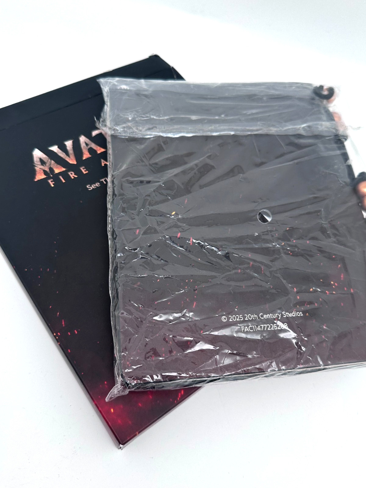 New Avatar: Fire & Ash Promo Notebook (EXTREMELY RARE ITEM) Movie Book Na’vi