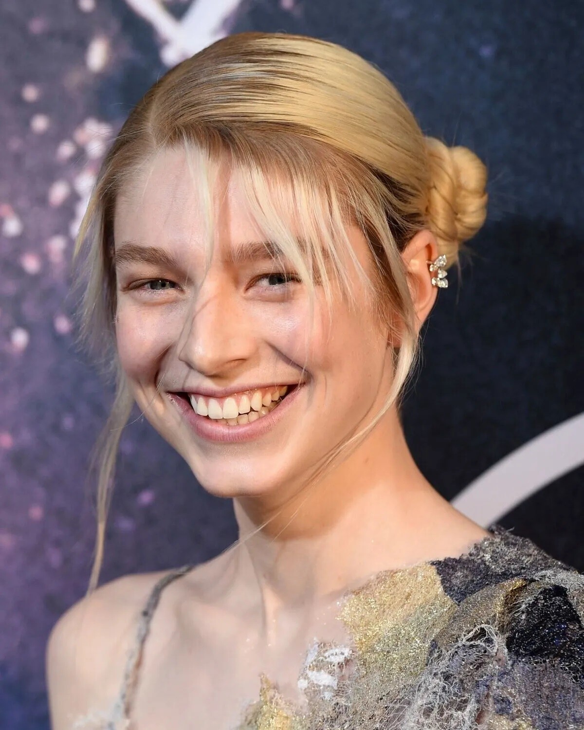 Hunter Schafer Blonde Smiling Headshot 8×10 PHOTO PRINT
