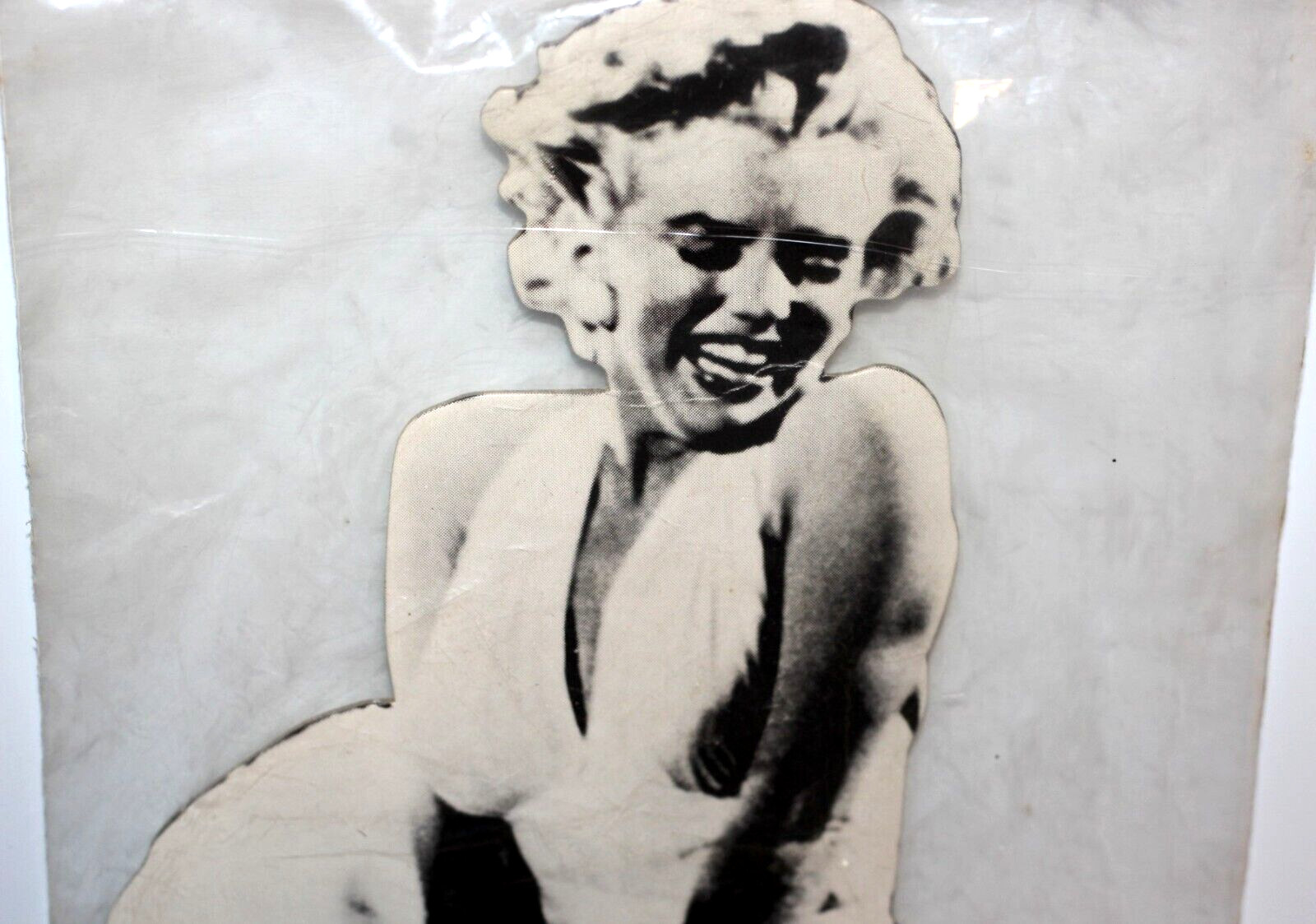 MARILYN MONROE STAND-UP NIP SEALED 1983 A&M 18 INCHES TALL 7 YEAR ITCH