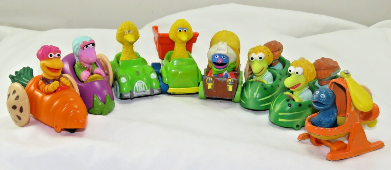 Lot of 8 Vintage Assorted Plastic & Metal Sesame Street Vehicles Big Bird & More