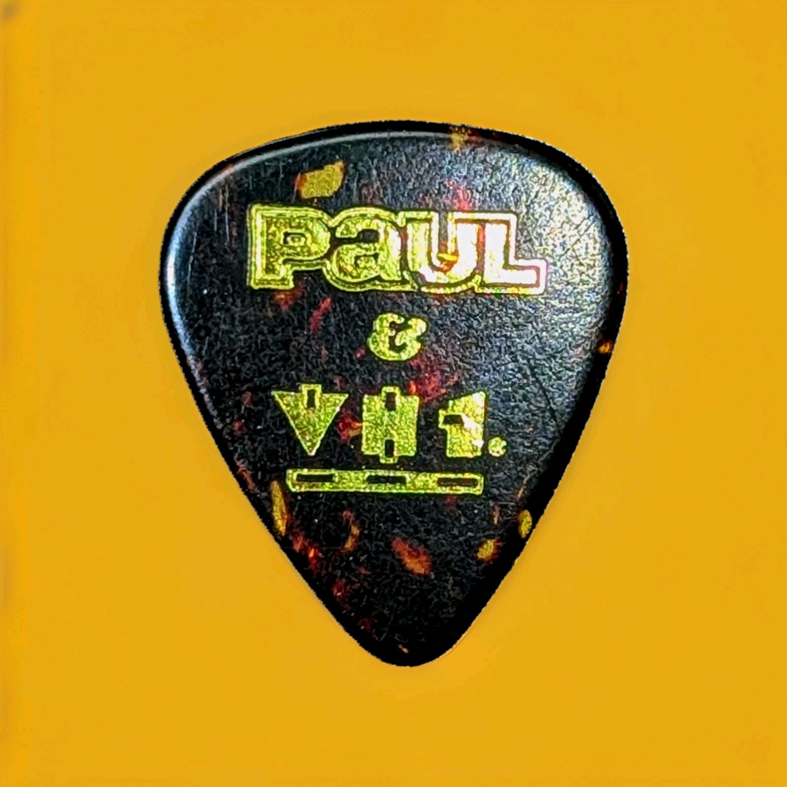 PAUL McCARTNEY VH1 ORIGINAL 1993 GUITAR PICK – HÖFNER BASS – BEATLES – NO LOT
