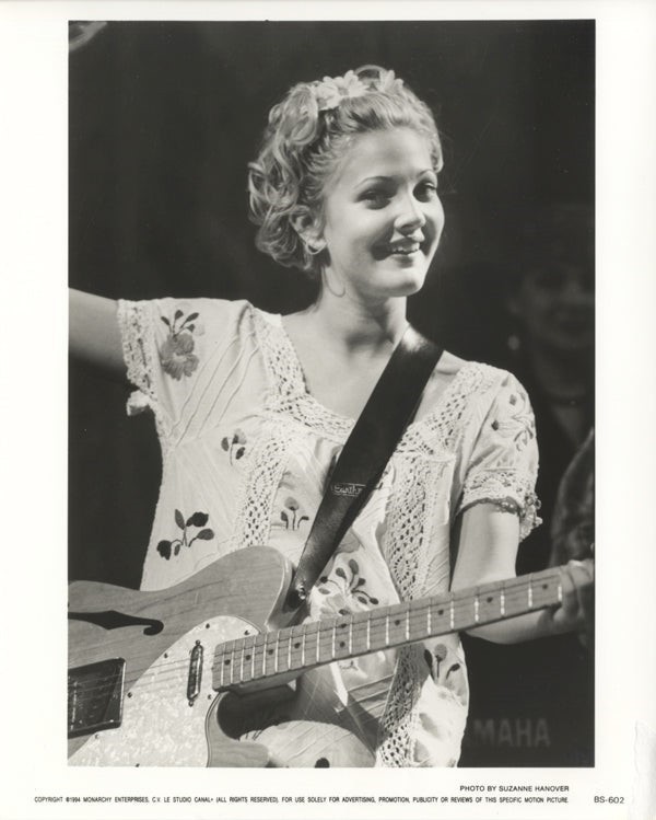 Drew Barrymore Boys on the Side playing guitar Original 8×10 Photo 1994