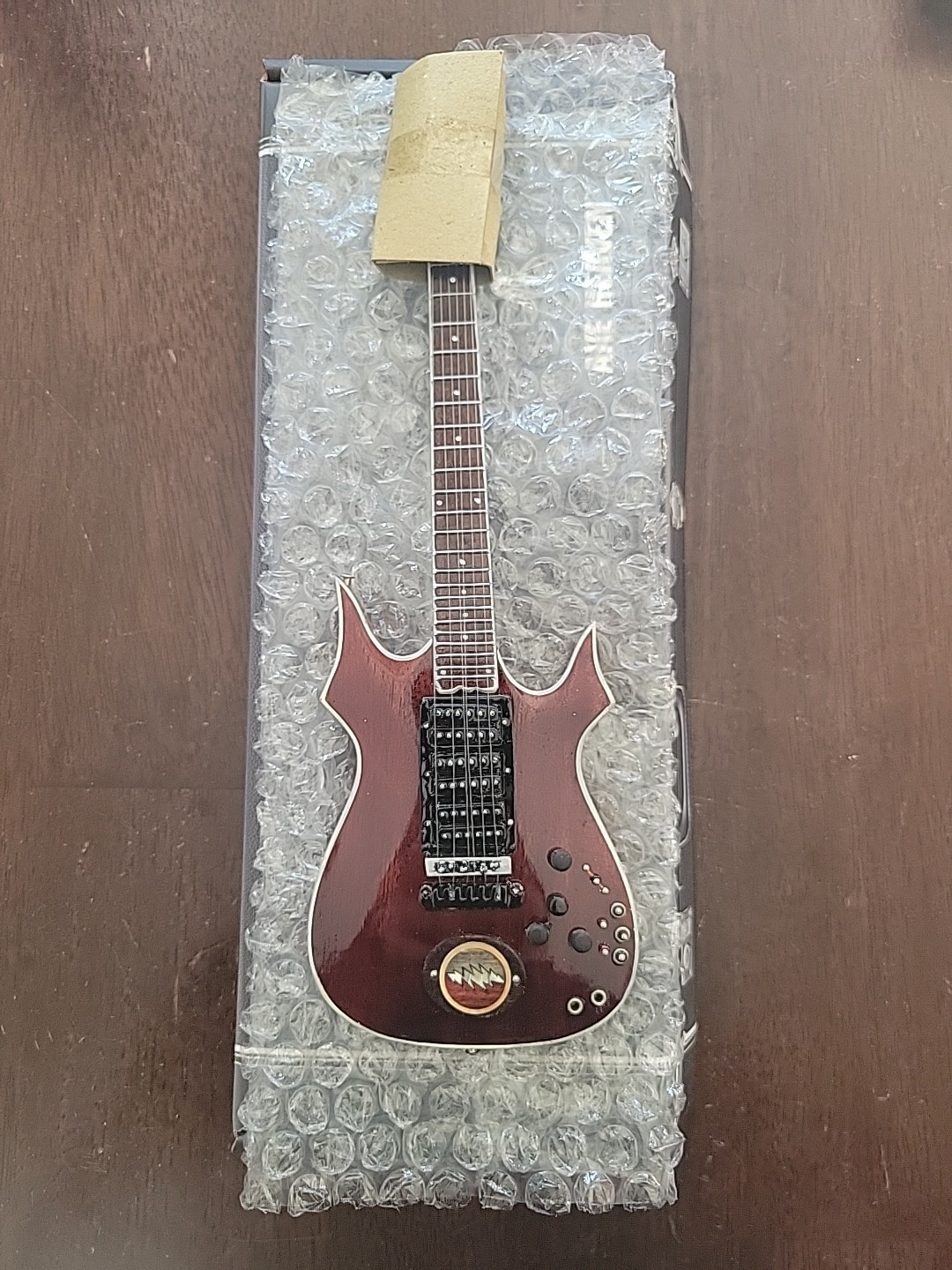Jerry Garcia Bolt Mini Guitar AXE HEAVEN