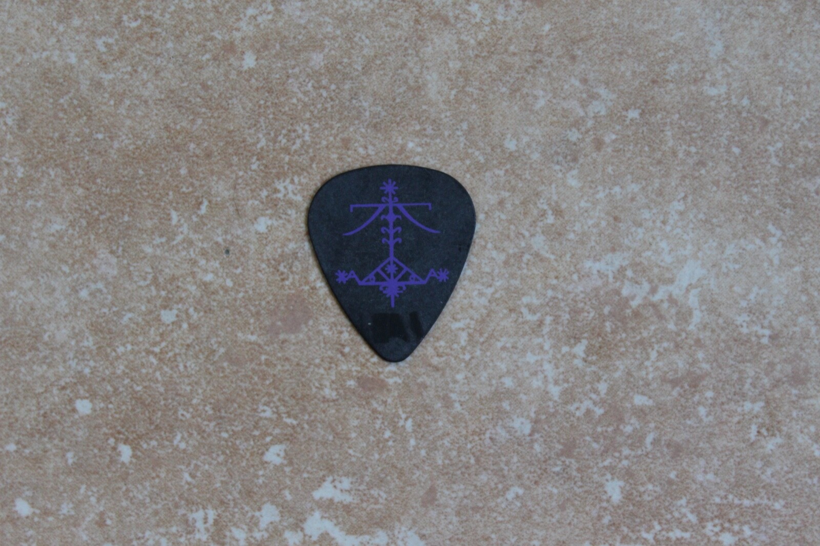 Motley Crue Carnival Of Sins 2005 Backstage Pass & Mick Mars Guitar Pick Sixx