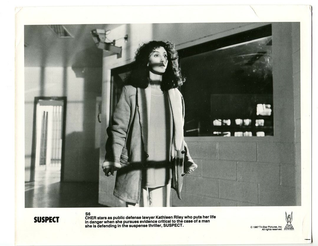 8×10-Still-Suspect-Cher-Crime-Drama-Thriller-1987-VG