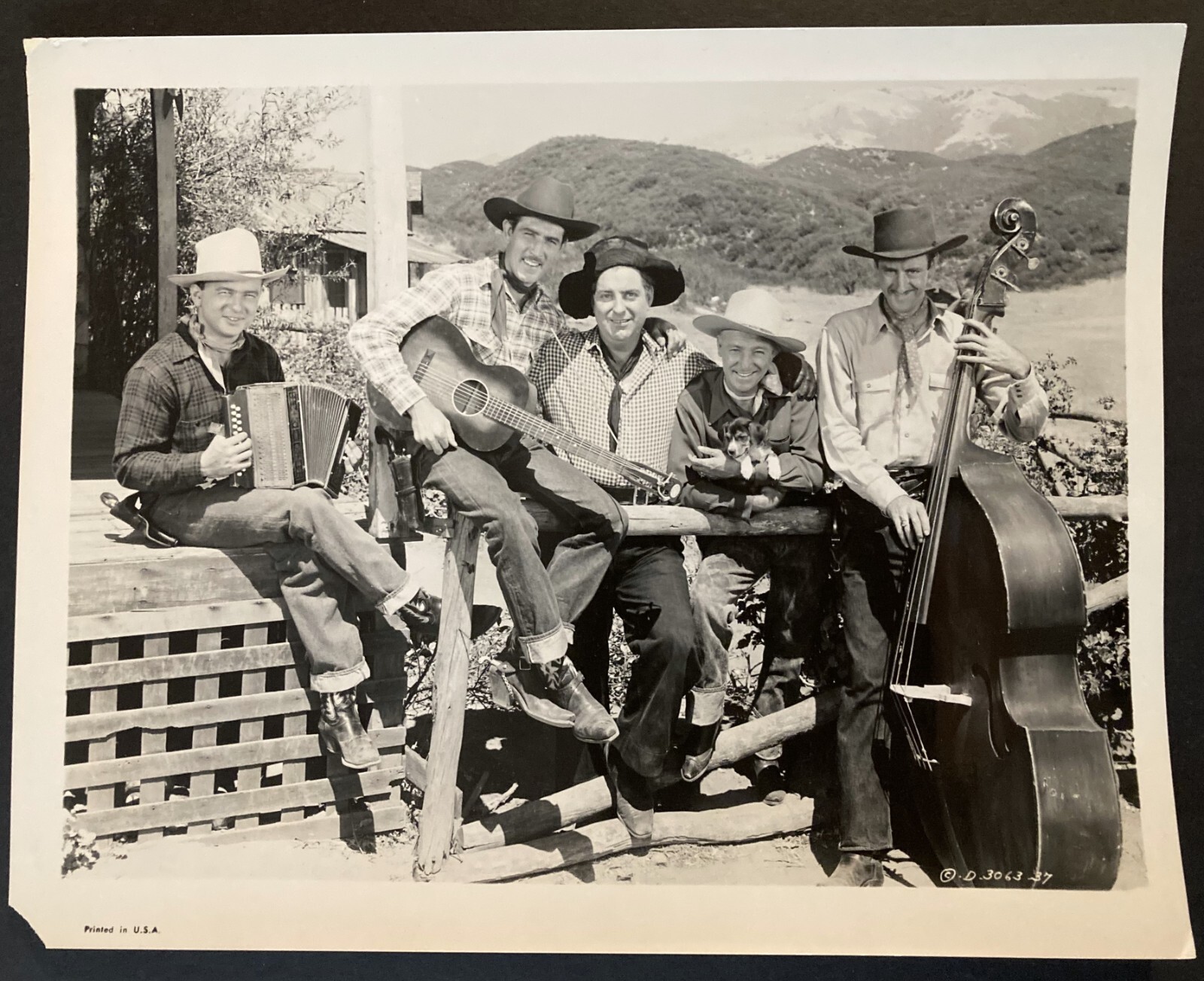 1949 SMILEY BURNETTE “DESERT VIGILANTE” B-WESTERN MOVIE PHOTO GEORGIA CRACKERS