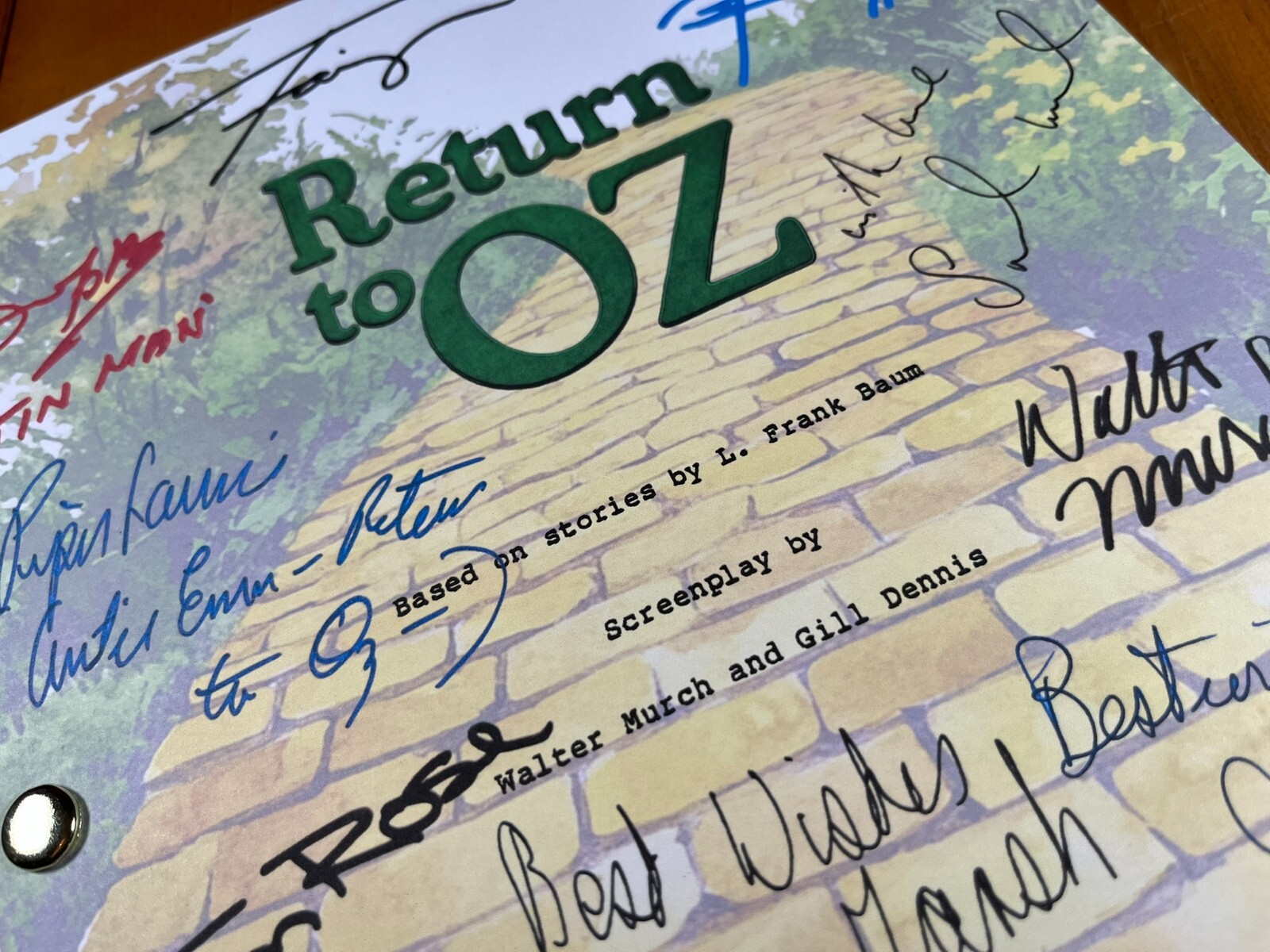 The Wizard of Oz & Return to Oz Scripts Signed- Autograph Reprints- Judy Garland