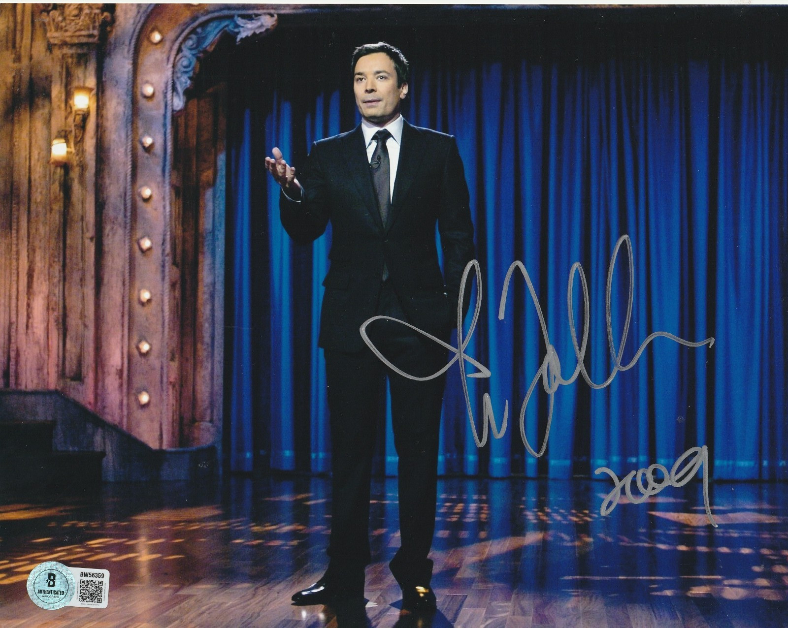 JIMMY FALLON Signed 8×10 PHOTO Beckett Authenticated (BAS) dated 2009