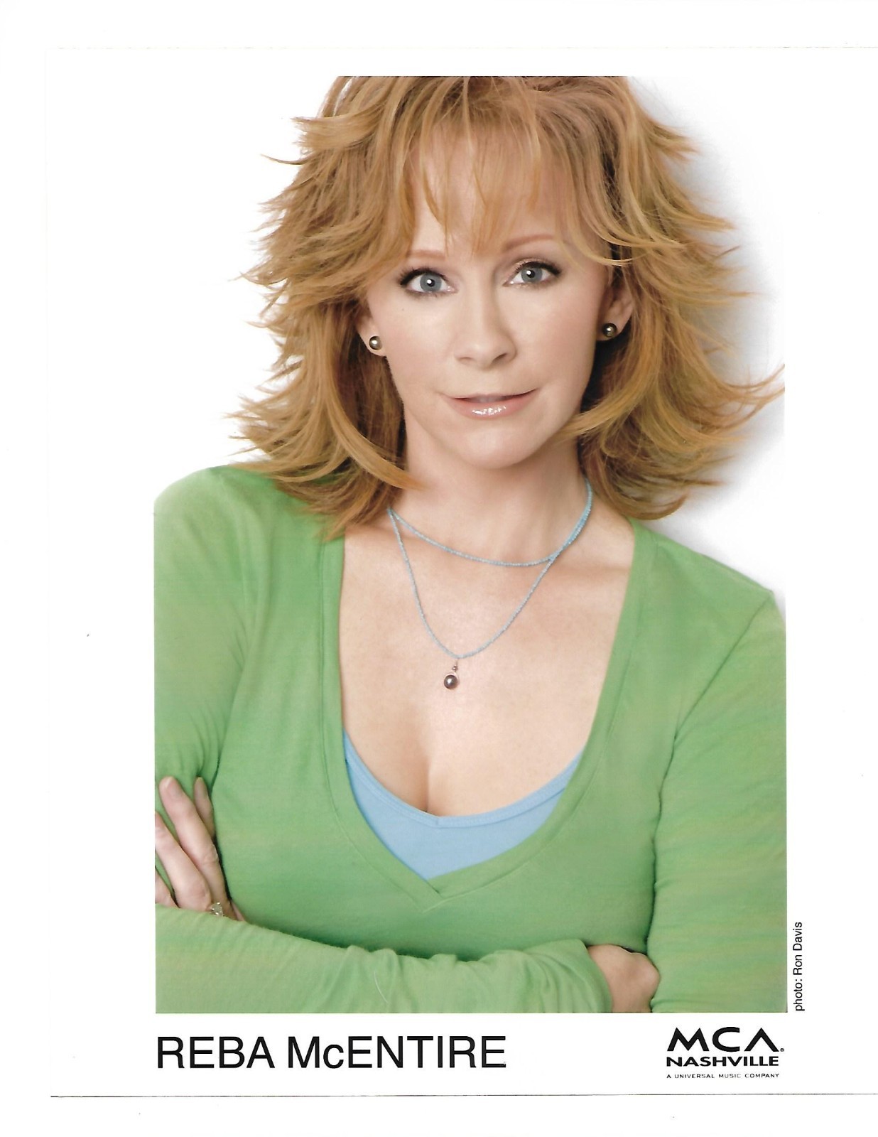 Reba McEntire-*Set of 2 pictures *RARE US*8 x 10 Original Promo Publicity Photos