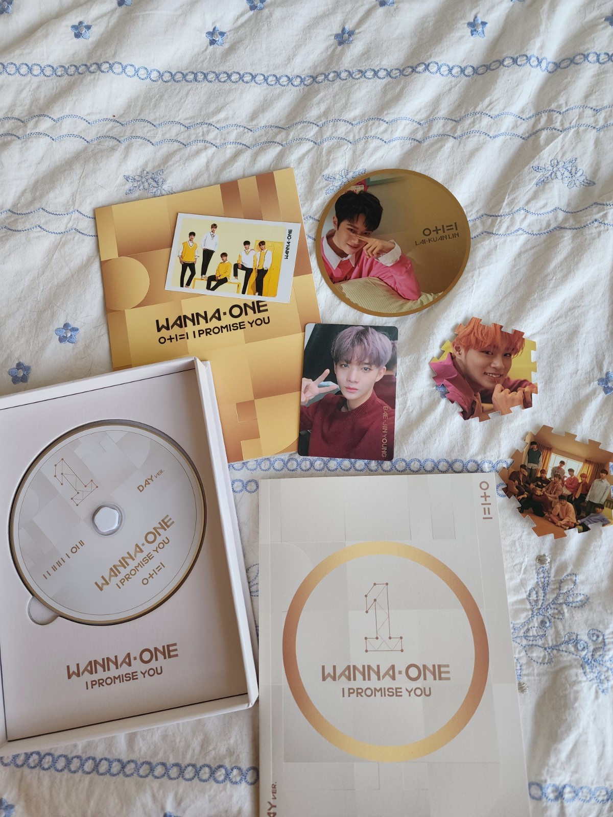 Wanna One I Promise You Album (Day ver.) with Photocards