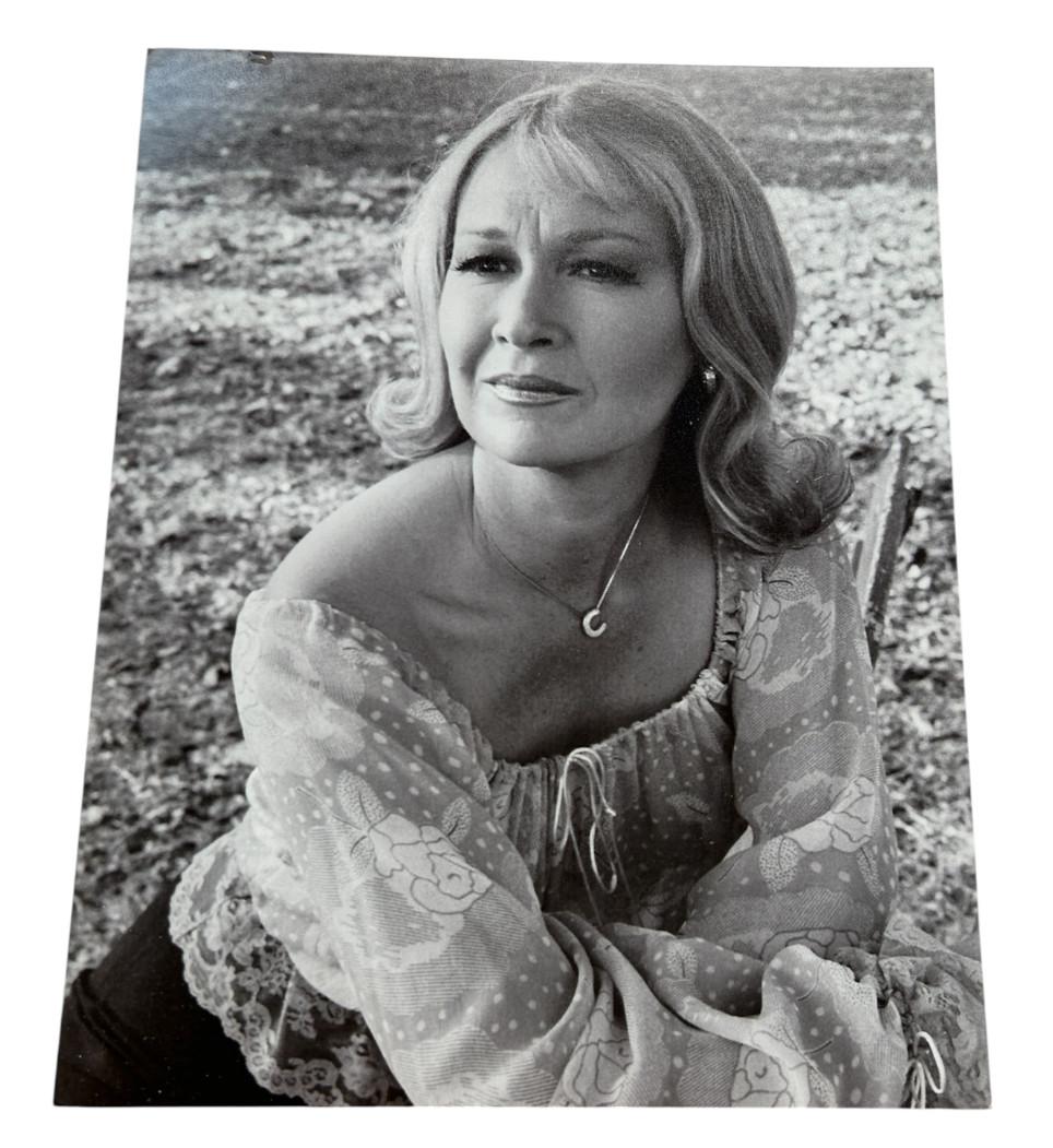 Diane Ladd 8×10 Glossy Black & White 1979 Thaddeus Rose & Eddie Promo Photo