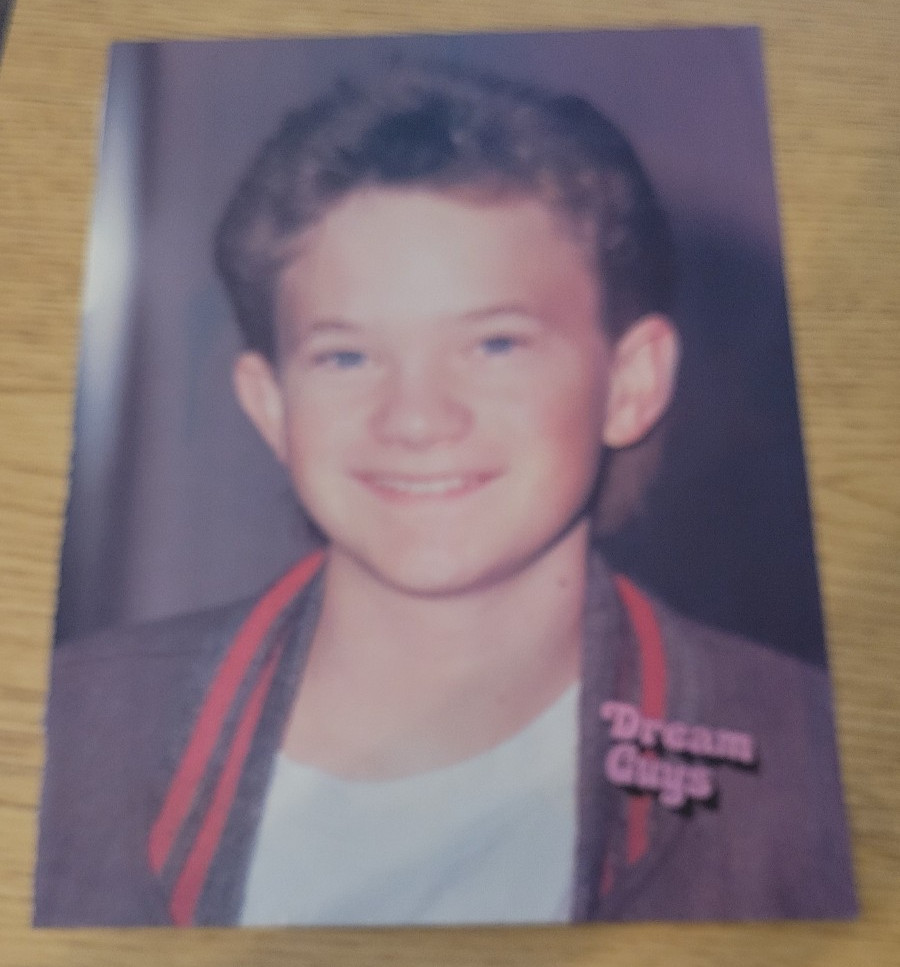 Neil Patrick Harris Pinup 0002