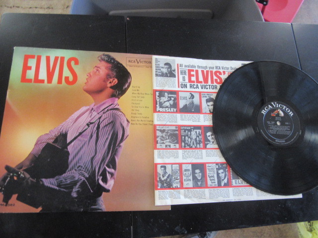 Elvis LPM-1382 RE RCA VICTOR RECORD