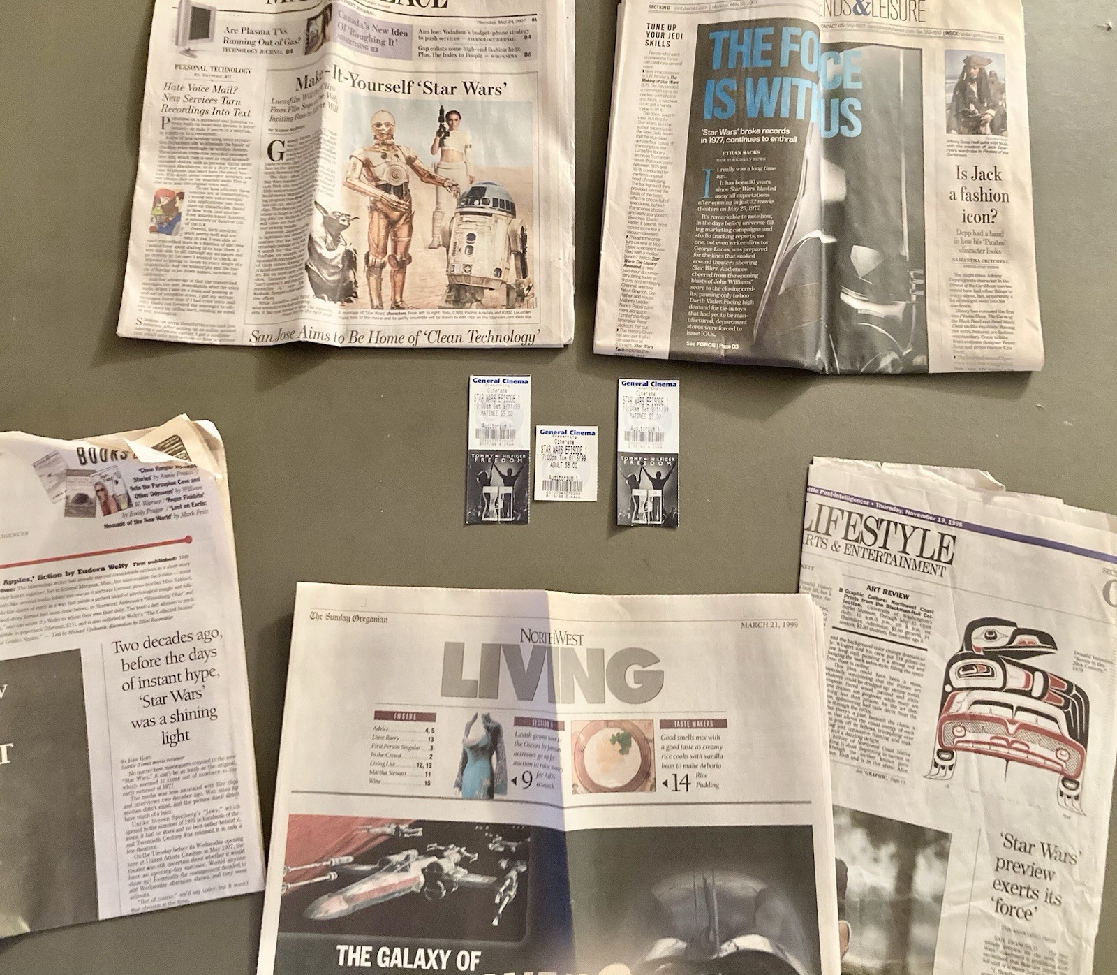 Star Wars Newspaper Articles 98-07 Ticket Stubs 1999 Seattle Cinerama Episode 1