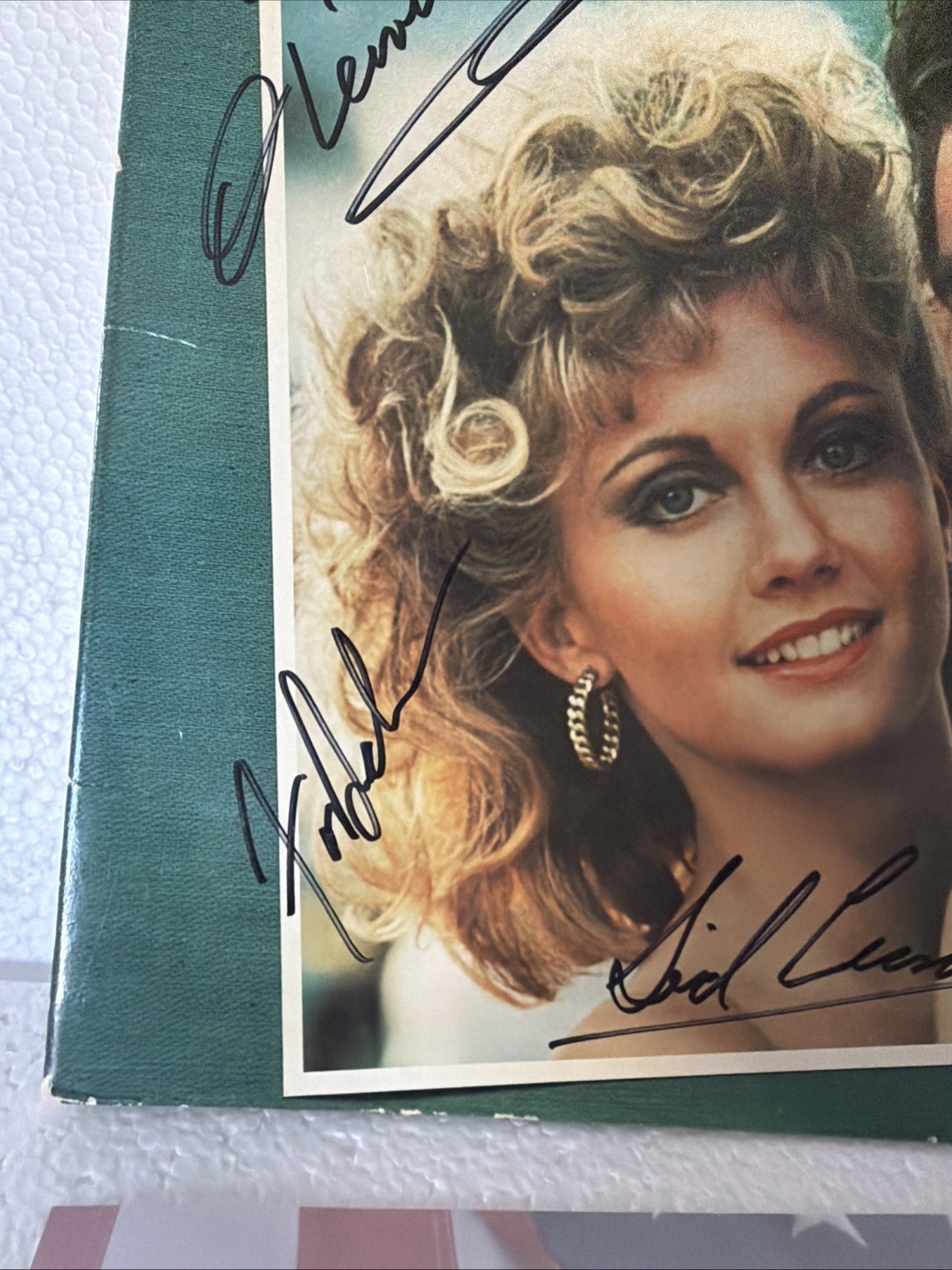 OLIVIA NEWTON JOHN SIGNED RECORD TITLED “GREASE” JOHN TRAVOLTA & Cast
