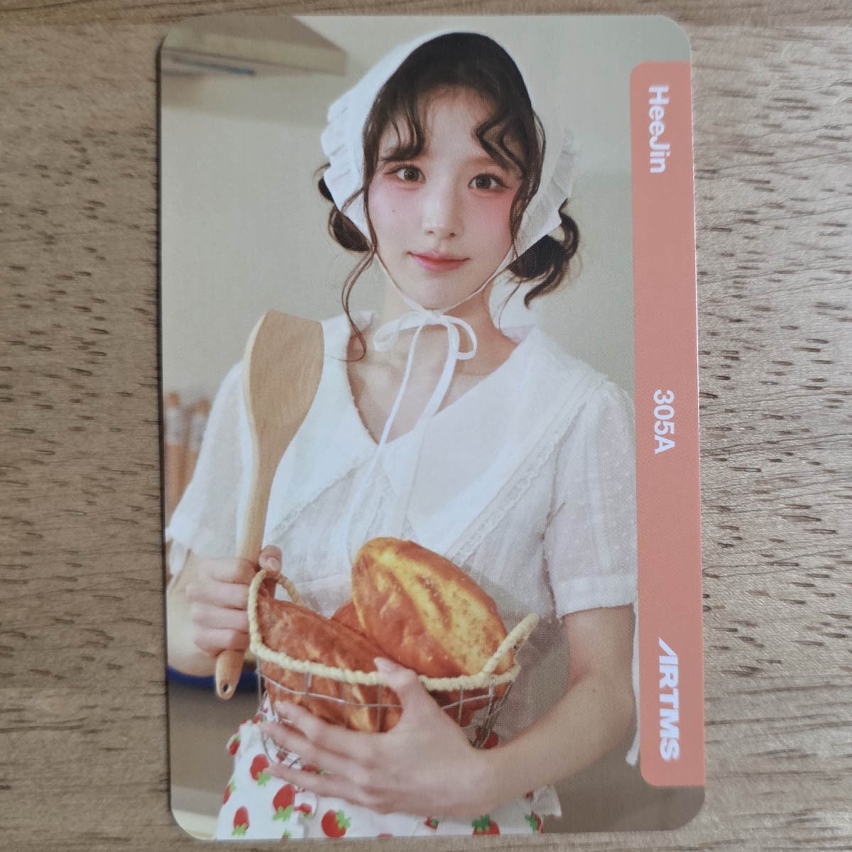[Not Scanned] Hee Jin Official Photocard 305A Double E01 Artms Genuine Kpop