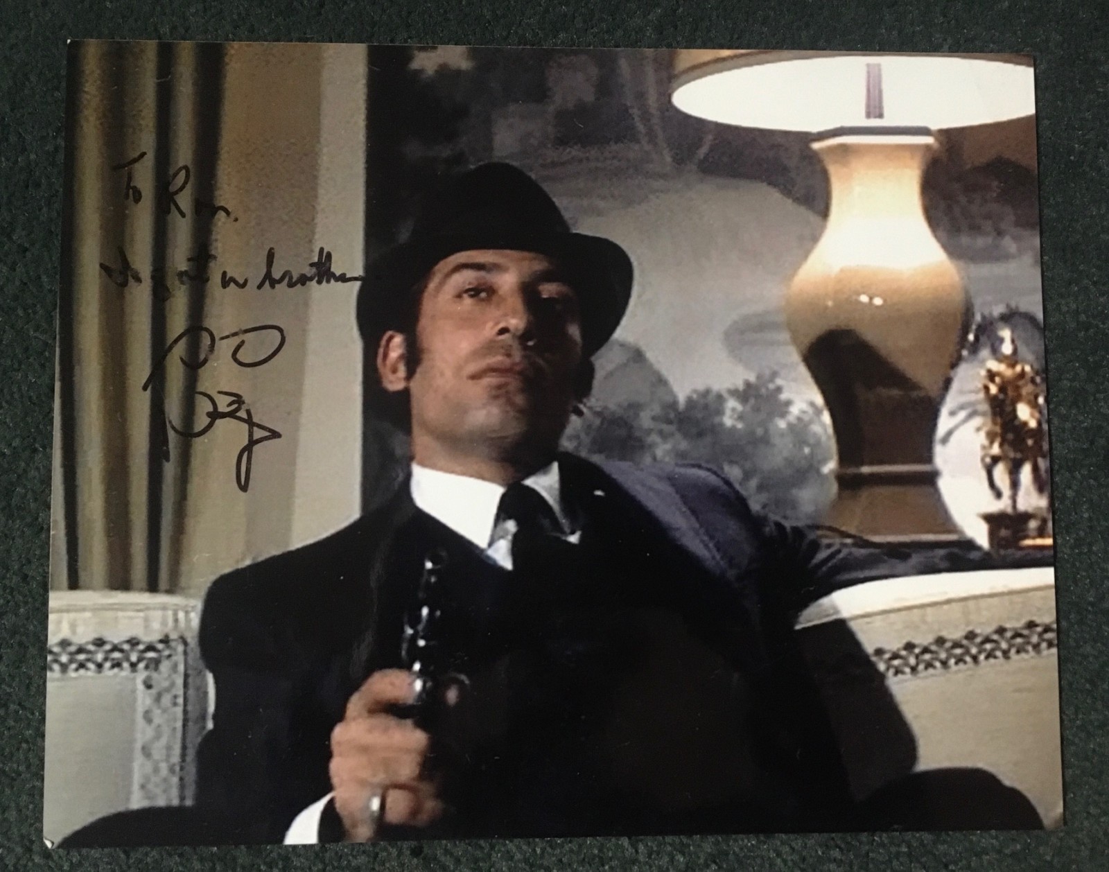 SID HAIG pointing gun! 8×10 AUTOGRAPHED PHOTO portrait! DIAMONDS ARE FOREVER!