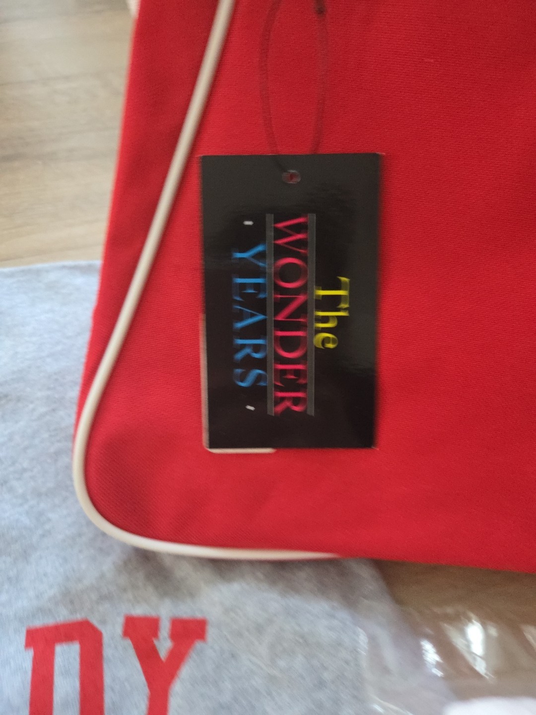 The Wonder Years Experience Edition- Gym Bag, Tshirt, Socks, Pennant And Patch