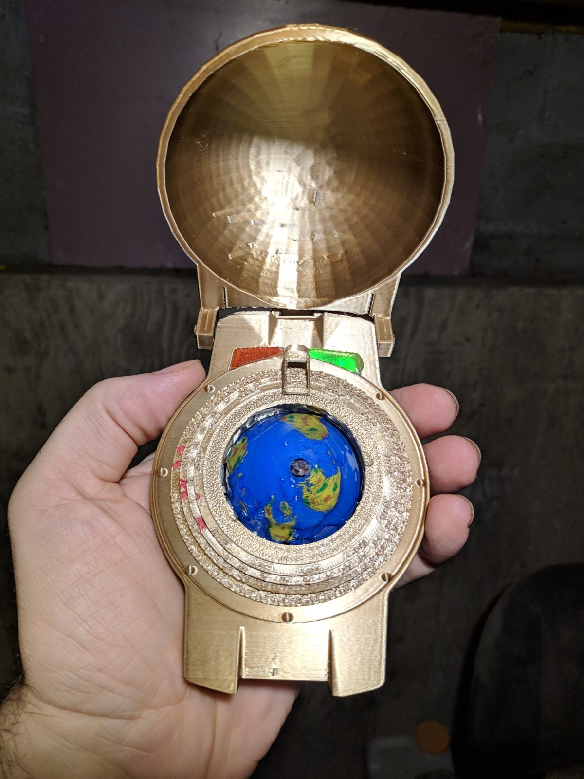 “Voyagers!” Omni (TV Series 1982) Replica Prop with Sound and Light- 3D Printed