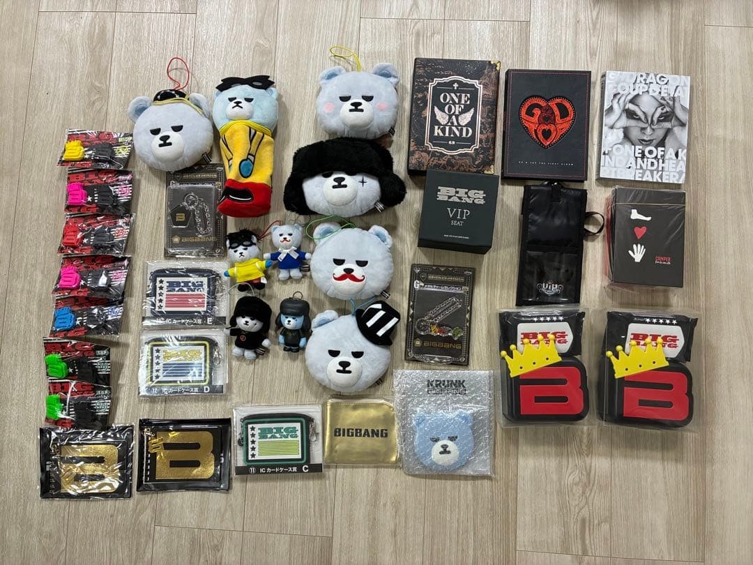 BIGBANG KRUNK Tour Goods Lot Apparel Posters Tshirts Hoodies Keychains