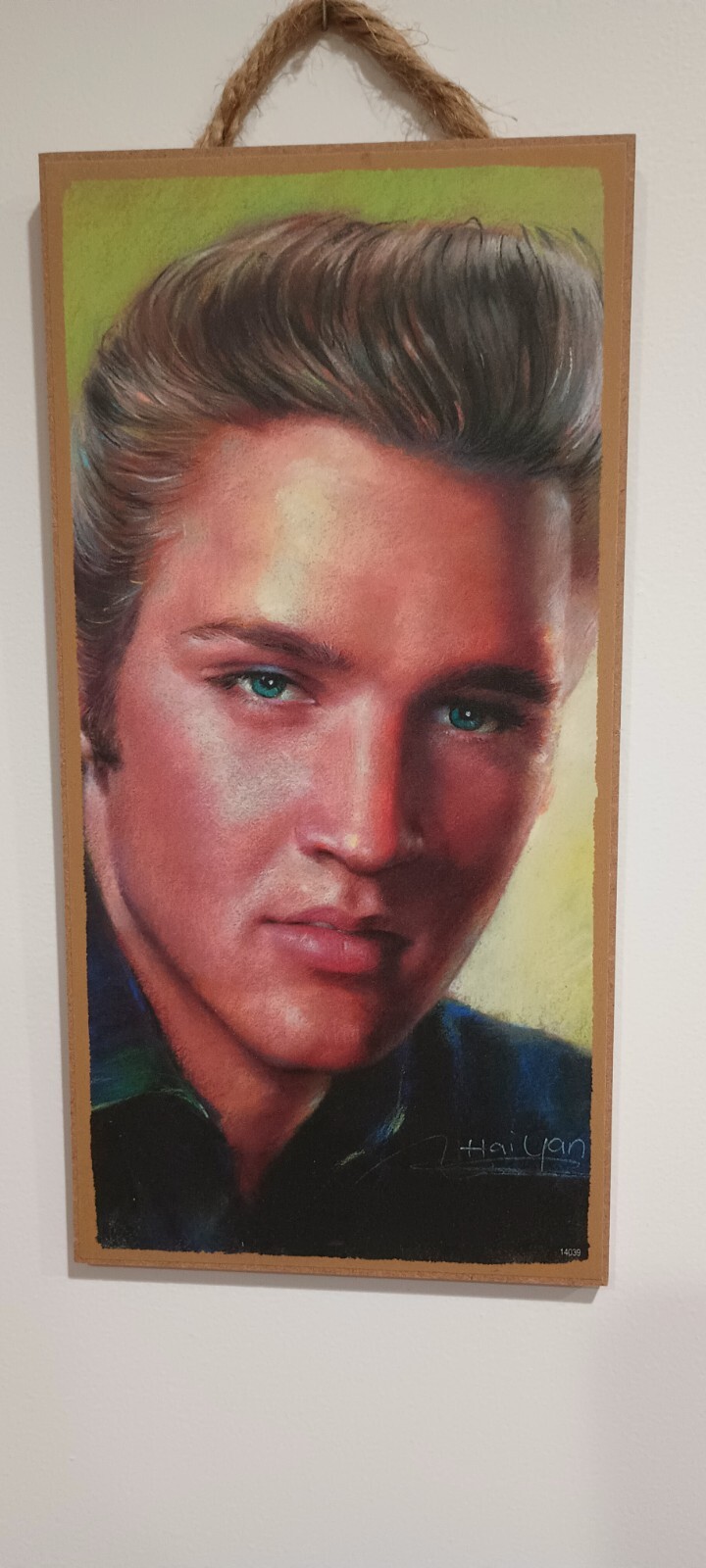 Elvis Presley 5 x 10 Inch Wooden Indoor Sign