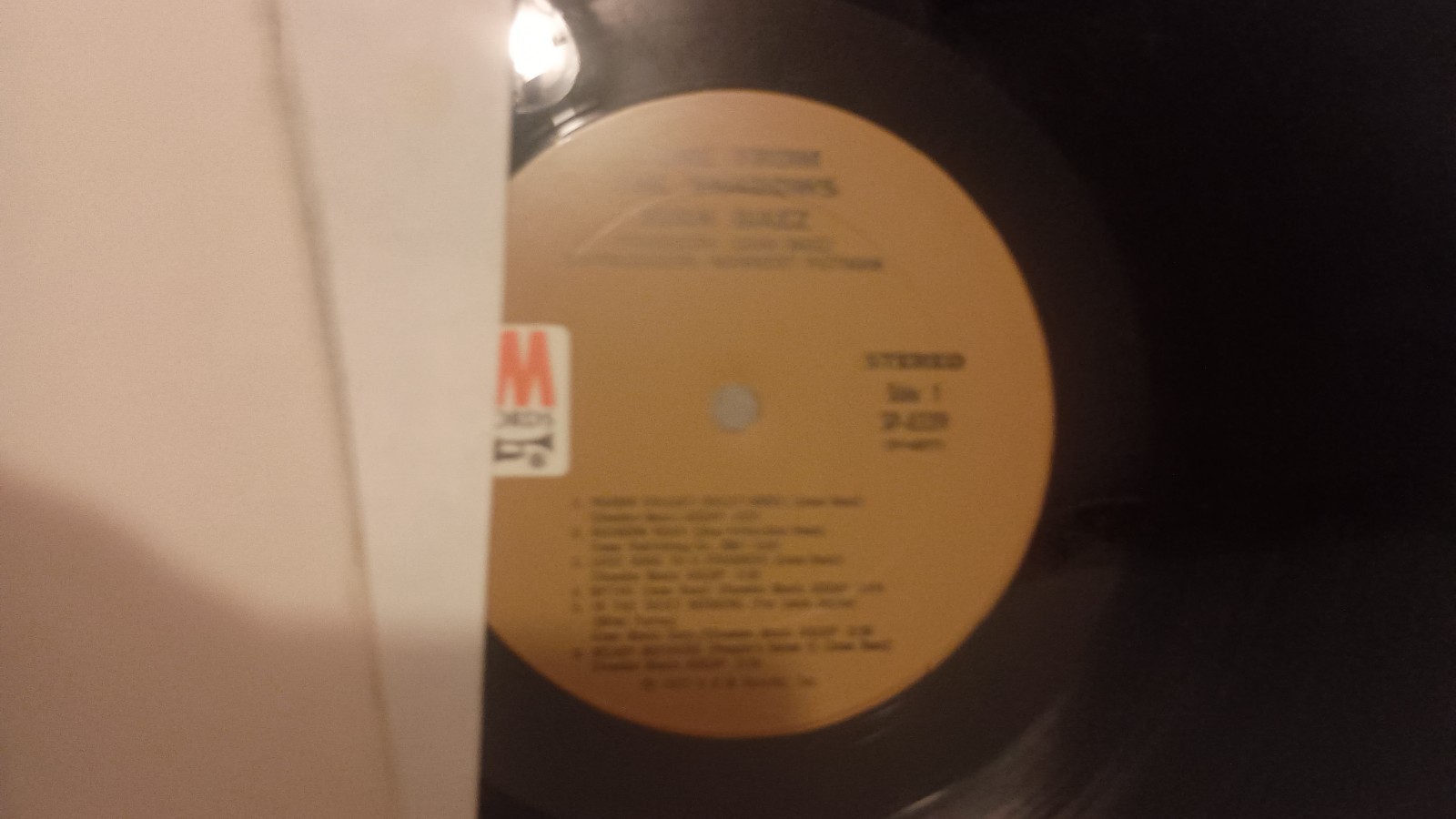 SIGNED JOAN BAEZ ALBUM (COME FROM THE SHADOWS, 1972)!!