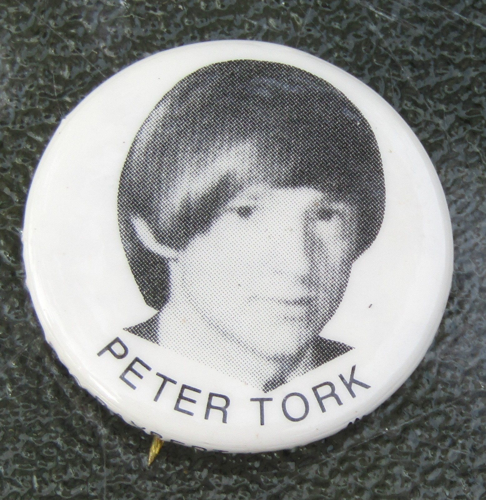 1966 RAYBERT The Monkees PETER TORK 1 1/4″ Diameter Pinback Button CLEAN Look