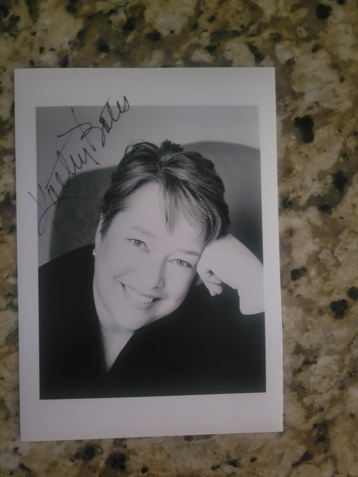 Vintage Kathy Bates Signed 5×7 Photo Autographed Picture