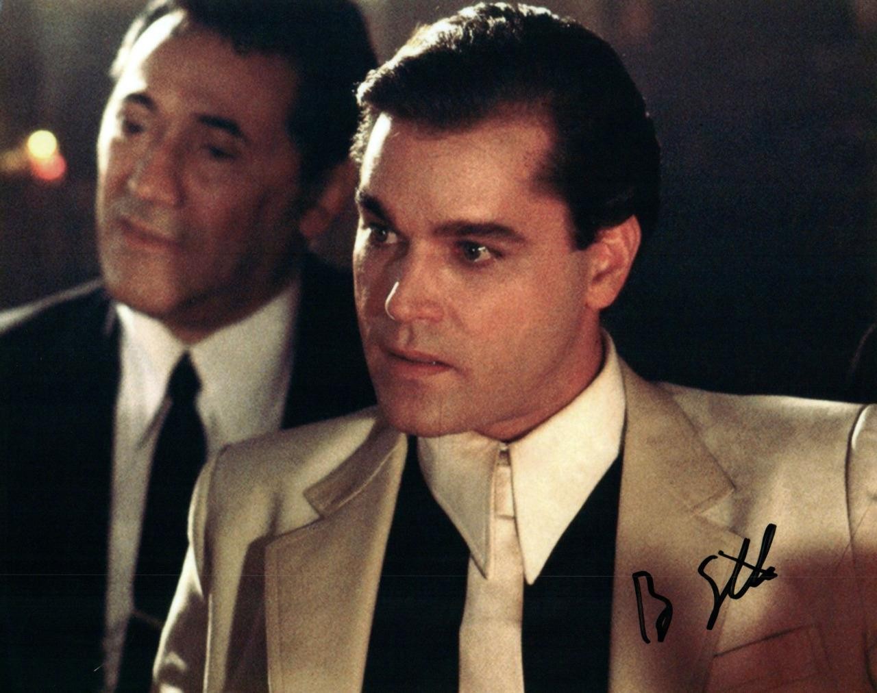 Ray Liotta Signed 8×10 Photo MUST SEE very nice autographed + COA