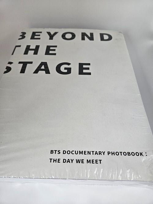 [New]BTS ‘BEYOND THE STAGE’ DOCUMENTARY PHOTO BOOK : THE DAY WE MEET+GIFT