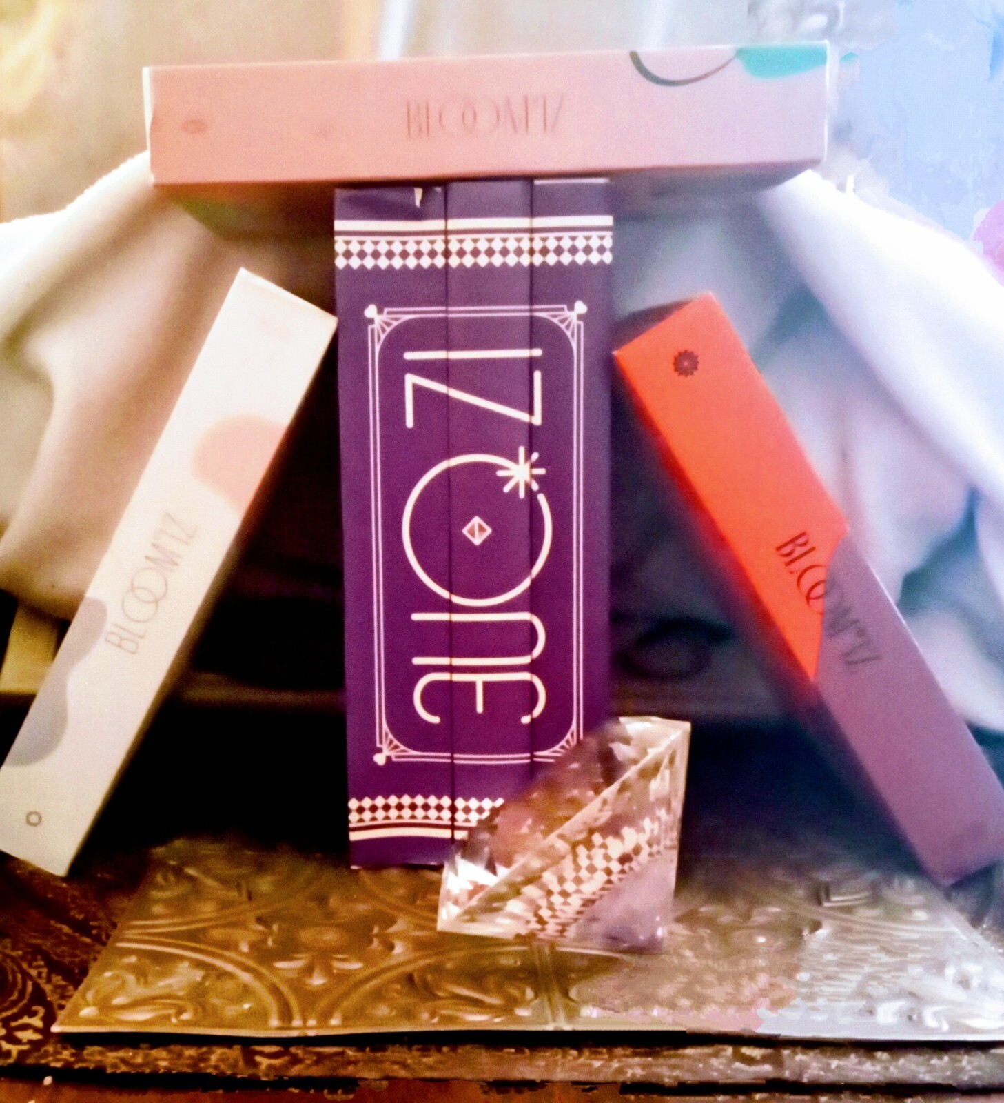 KPOP IZ*ONE BLOOM*IZ Albums all are complete with postcards BLOOM IZ IZONE