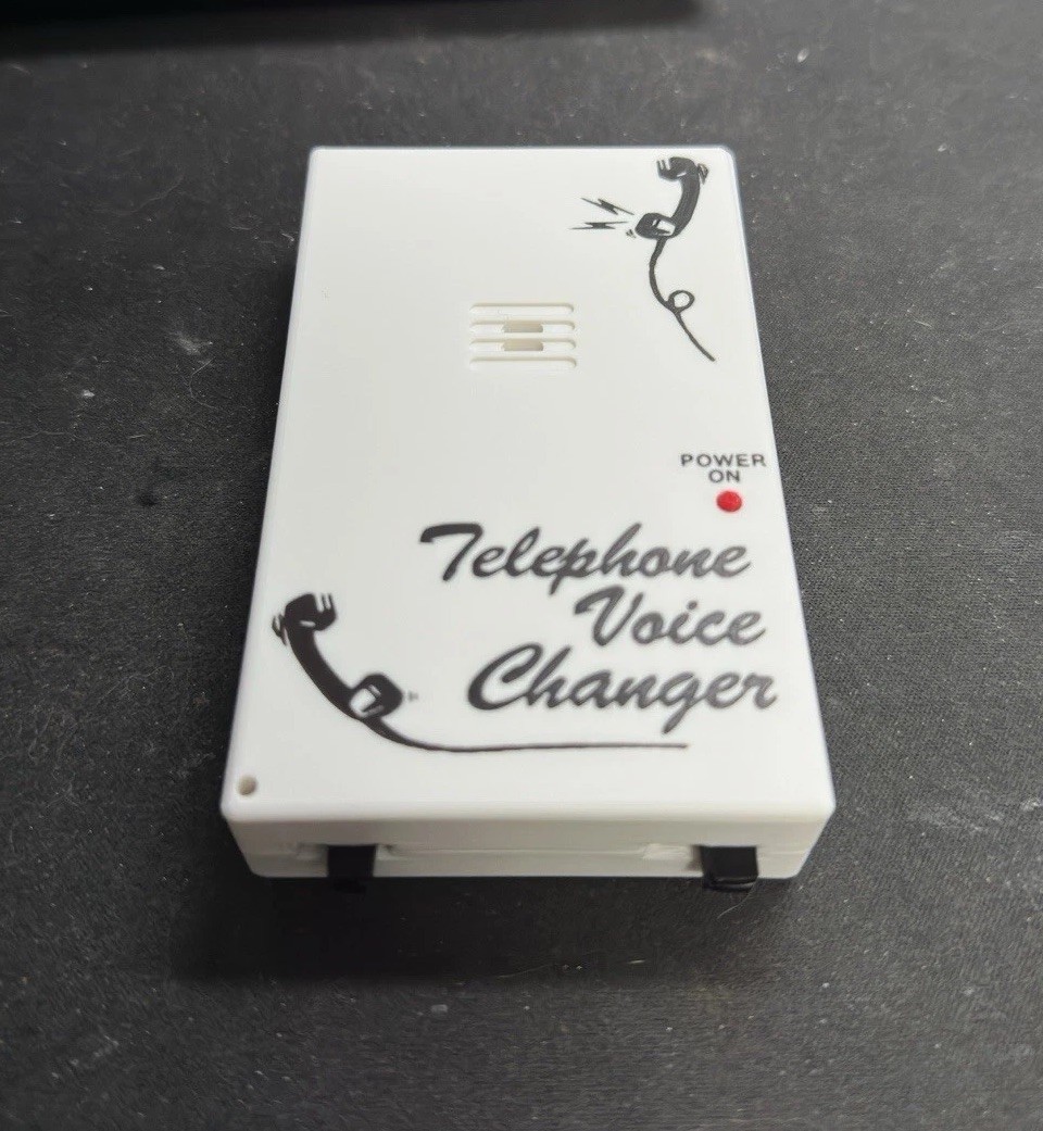 Scream Voice Changer Replica Prop “1996” (Non-Functional) “No Lettering”