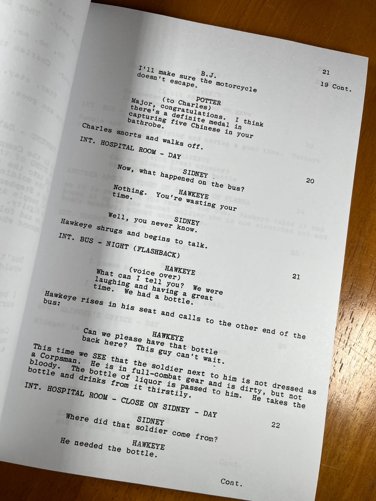 MASH Pilot & Series Finale Scripts Signed- Autograph Reprints- MASH TV Show