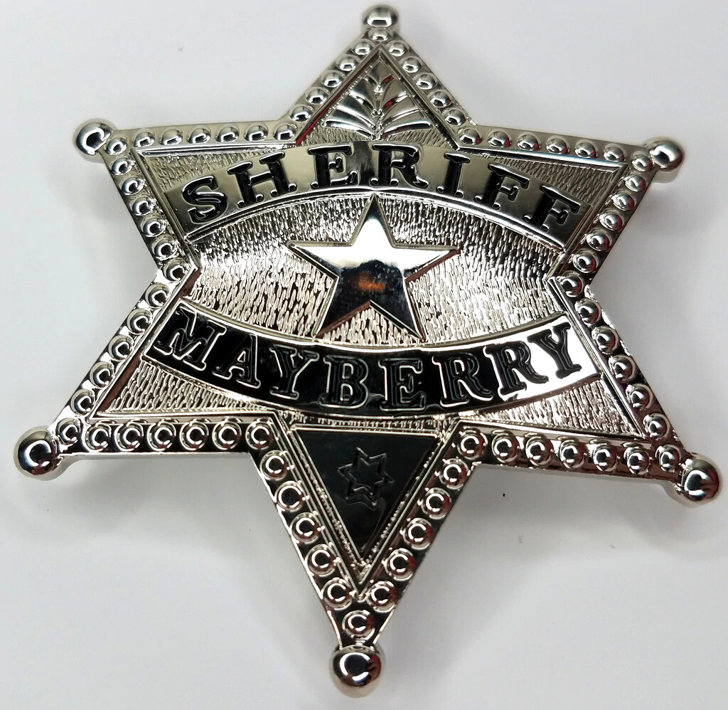 Andy Griffith TV Show – SHERIFF Andy Taylor Mayberry Prop Replica Metal Badge