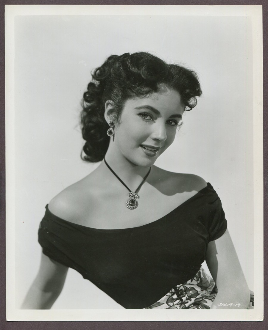 Elizabeth Liz Taylor Young Charming Beauty 1954 Original Photo Vintage J1428