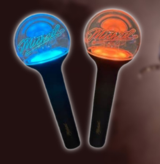 Michael Jackson Official Light Stick (LS001) – Rare Collectible Concert Fanlight