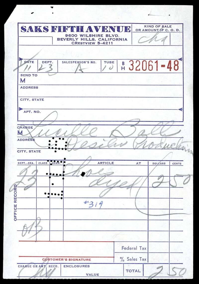 Lucille Ball PSA DNA Loa Signed 1962 Store Receipt Autograph