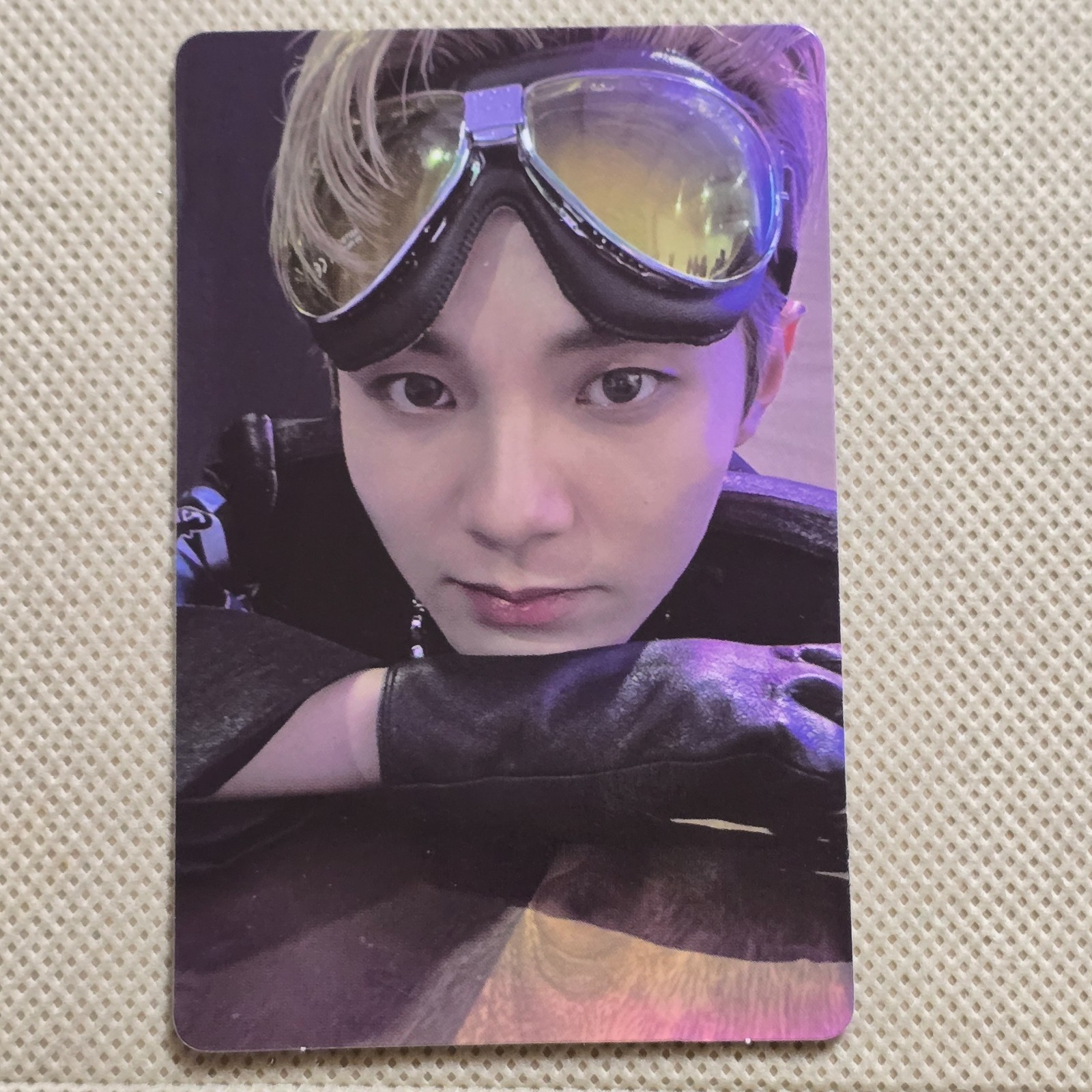 BLANK2Y 1 ST Mini Album K2Y 1: CONFIDENCE ‘THUMBS UP ‘ ALBUM ORIGINAL PHOTOCARD