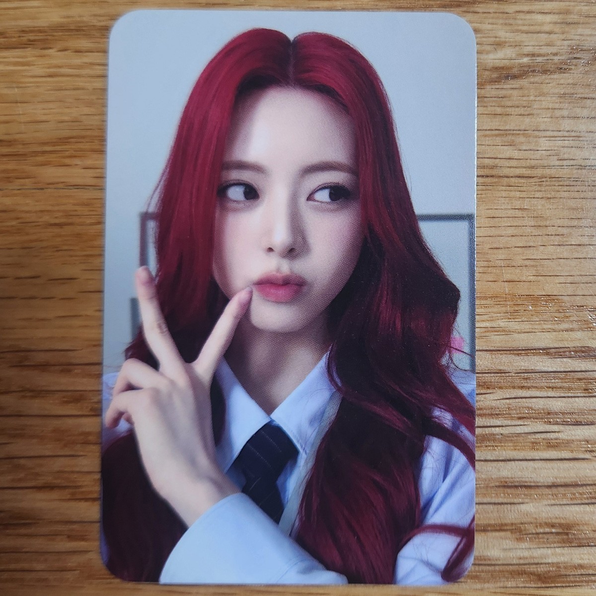 Yuna Soundwave POB Photocard Itzy 2025 Season’s Greeting Best Friends Forever