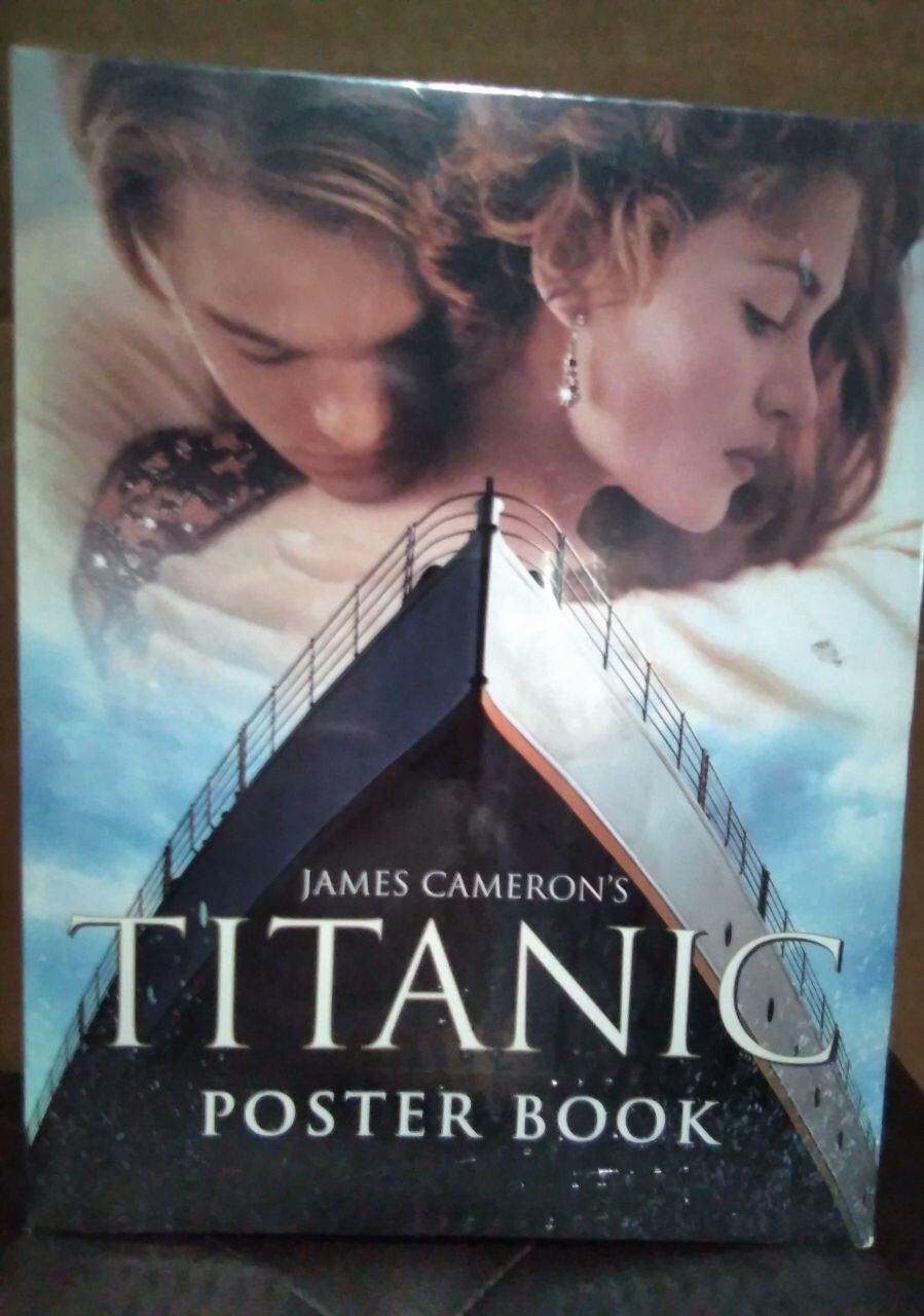 James Cameron’s Titanic Poster Book With 12 Pull Out Posters SEALED