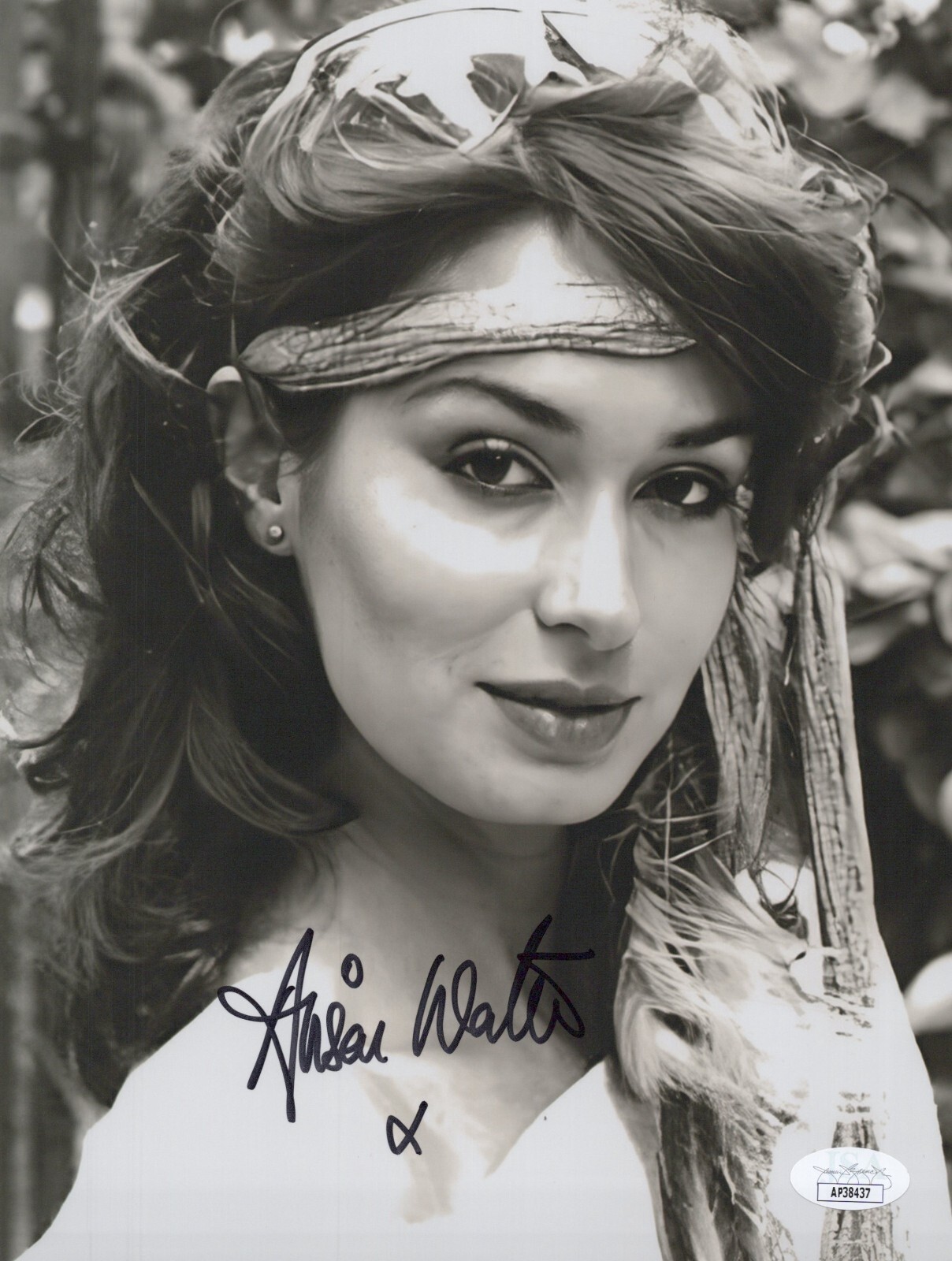 ALISON WORTH Signed FOR YOUR EYES ONLY 8×10 Photo BOND 007 Autograph JSA COA
