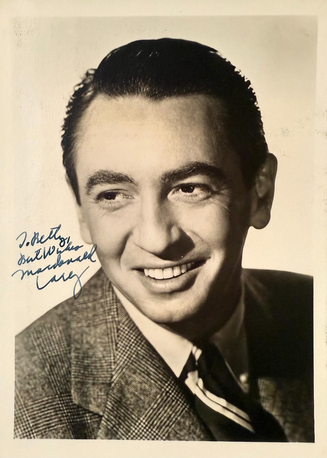 MACDONALD CAREY Autographed Signed 5″ x 7″ PHOTO Days of Our Lives TO BETTY