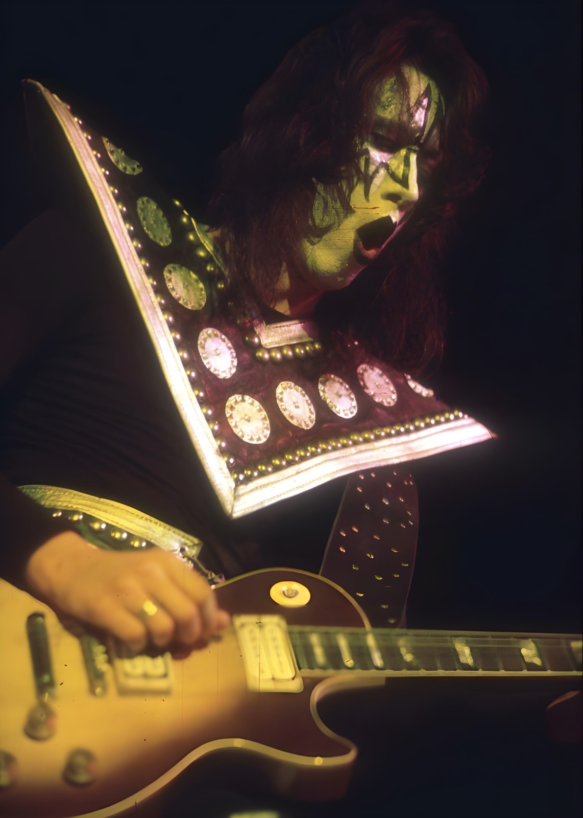 KISS Ace Frehley 10×14 Poster Spaceman Space Ace 1970’s RP Print Black Diamond