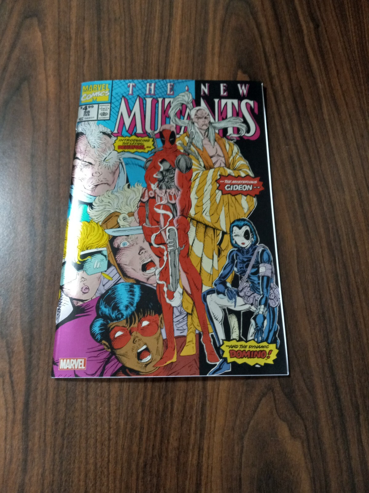 Wolverine 88 NON DELUXE, Deadpool Popcorn Bucket, Deadpool 1 S/N, Figures & More