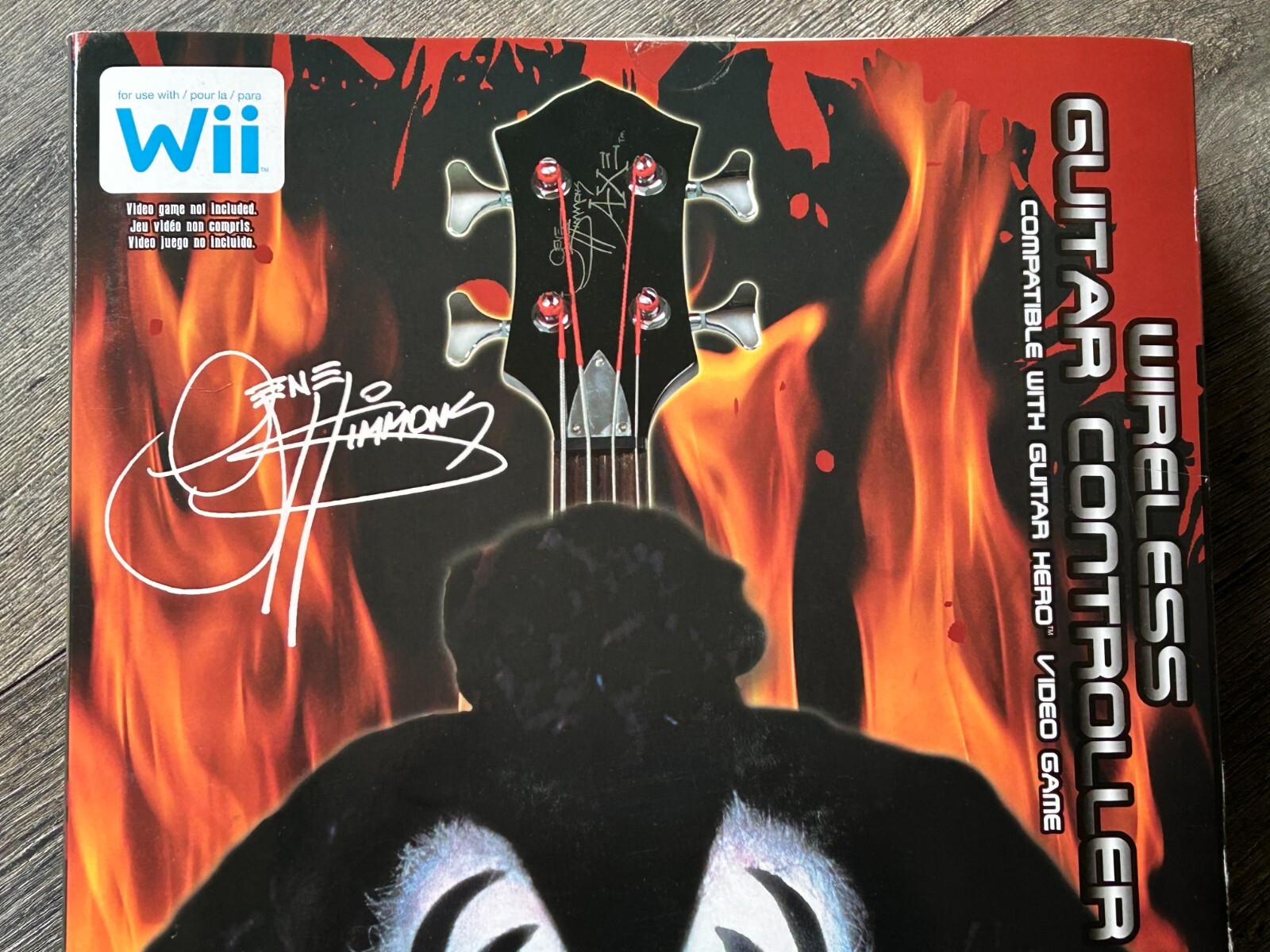 KISS GENE SIMMONS Axe Controller Nintendo Wii Guitar Hero Game Nintendo SEALED
