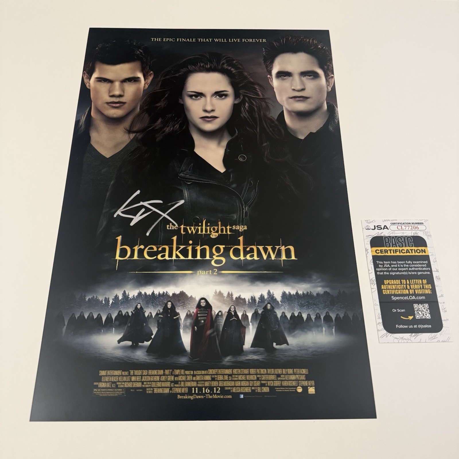 KRISTEN STEWART SIGNED TWILIGHT BREAKING DAWN 12×18 PHOTO JSA COA