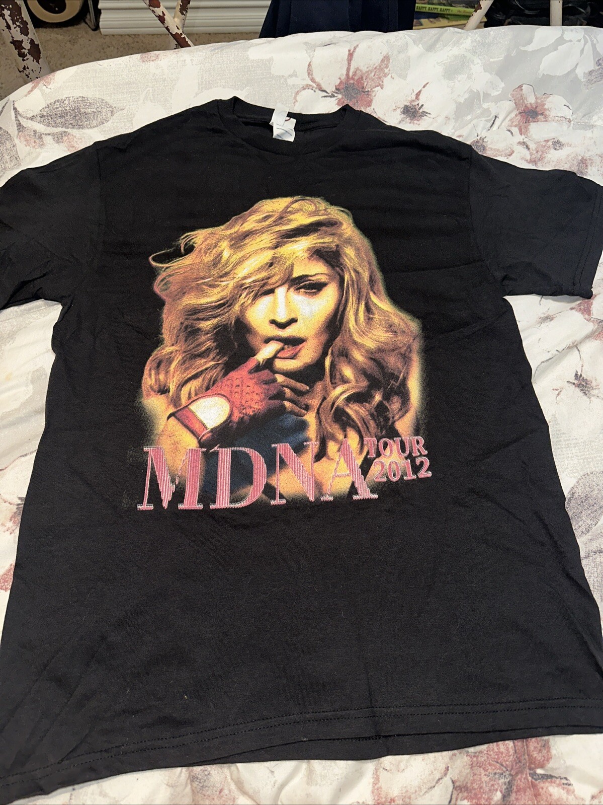 Delta Pro Weight Mens Black Merch Madonna Tour 2012 Graphic T-Shirt Size M